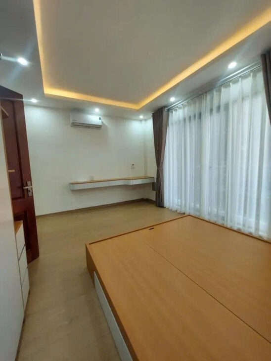 BÁN NHÀ 5 TẦNG ngay phố Phan Đình Giót giao cắt QUANG TRUNG – HÀ ĐÔNG , DT 30M, MT 4.2M , Giá 7.3