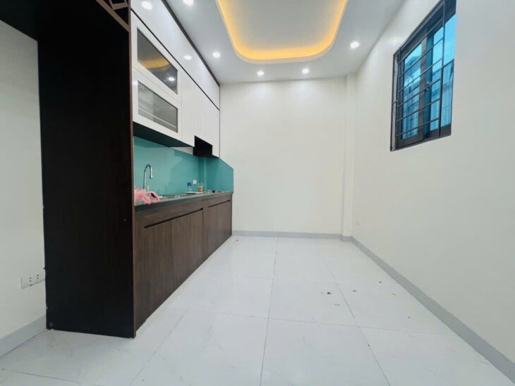 NHỈNH 5 TỶ NHÀ ĐEPH HUYỀN KỲ HÀ ĐÔNG_ ÔTÔ TRÁNH _LÔ GÓC_ ĐẦY ĐỦ TIỆN ÍCH_ GẦN CÁC TRƯỜNG ĐẠI HỌC