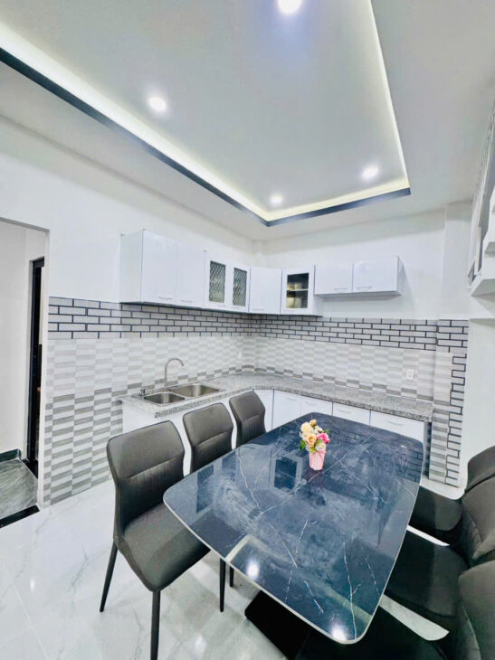 BẤN NHÀ 2 TẦNG NGÃ TƯ GA Q12- CHỢ CẦU ĐỒNG HẺM THÔNG XE TẢI – DIỆN TÍCH SD 110M2- SHR GIÁ NHỈNH 4.X