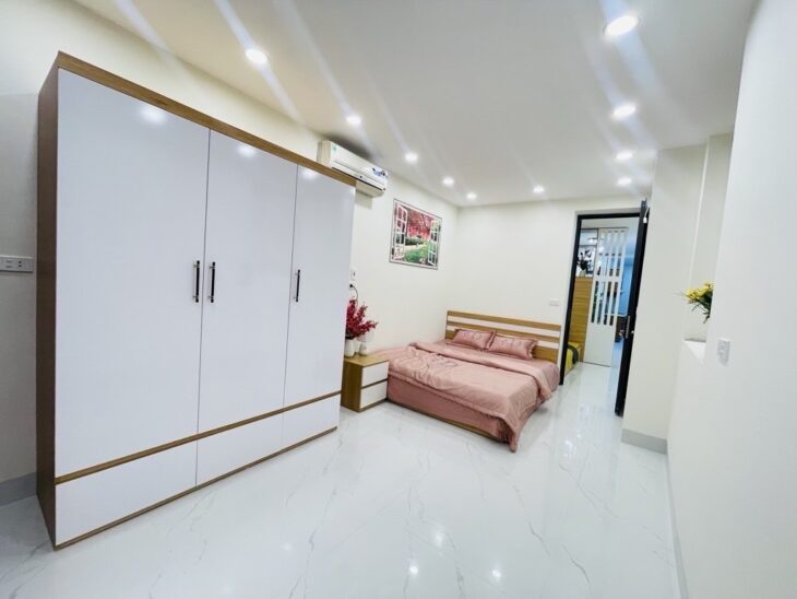 TẬP THỂ KIM LIÊN TẦNG 1 DT 70M GIÁ 5,1 TỶ,2 MẶT TIỀN,MẶT TIỀN SÂN CHƠI CHO THUÊ KD 60TR/NĂM