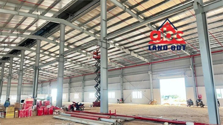 XT608 nhà xưởng kiên cố trang bị PC tự động tập chung nhiều DN FDI, bàn giao liền