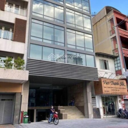 Chủ Nhà Định Cư Nước Ngoài Cần Bán Găp Trong Tháng – Nhà Mặt Tiền Hoàng Hoa Thám – P.13, Q. Tân Bình