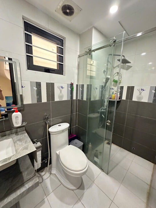 Bán nhà đẹp Nguyễn Văn Cừ – Lô Góc Ô tô- Dân Xây- View Cầu Chương Dương- 35m nhỉnh 7 tỷ