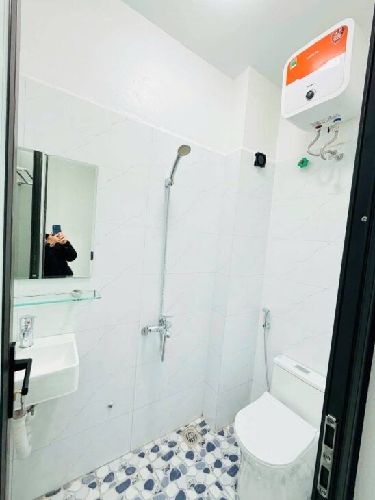 CẦU GIẤY DT 22M x4 TẦNG GIÁ CHỈ 3,9 TỶ,SỔ ĐỎ,NGÕ THÔNG,NHÀ ĐẸP DÂN XÂY