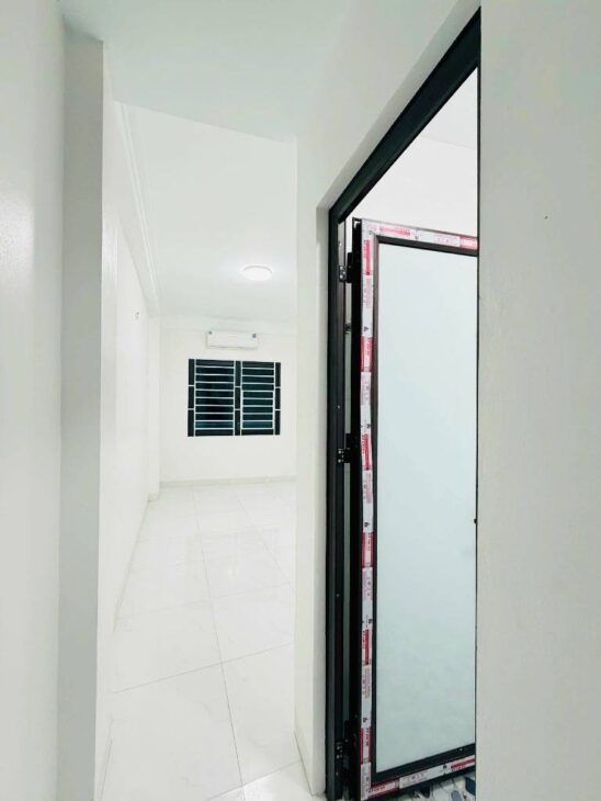 CẦU GIẤY DT 22M x4 TẦNG GIÁ CHỈ 3,9 TỶ,SỔ ĐỎ,NGÕ THÔNG,NHÀ ĐẸP DÂN XÂY