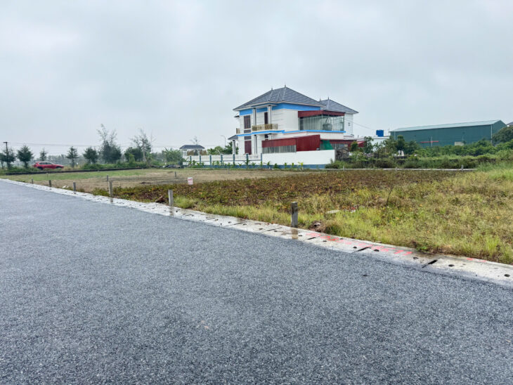 Chính chủ bán đất sát khu đấu giá giao phong 108m2 sát khu hành chính mới Quất Lâm