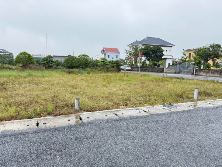 Chính chủ bán đất sát khu đấu giá giao phong 108m2 sát khu hành chính mới Quất Lâm