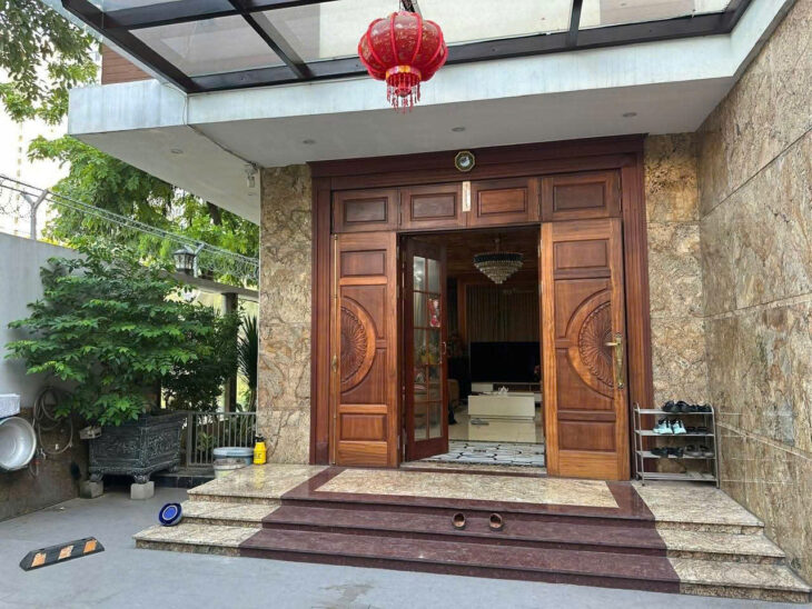 Bán Biệt thự ô góc Liền kề Khu Đô thị văn Phú vỉa hè kinh doanh chân chung cư 226 m 4 tầng mt 15m