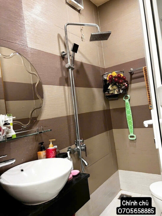 NHÀ ĐẸP- GIÁ TỐT CẦN BÁN NHANH căn nhà mặt tiền tại quận 5 TPHCM