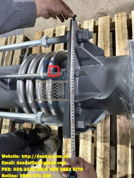 Khớp nối chống rung/ Khớp chống rung máy bơm/ Khớp nối mềm chống rung inox/ Khớp chống rung mặt bích