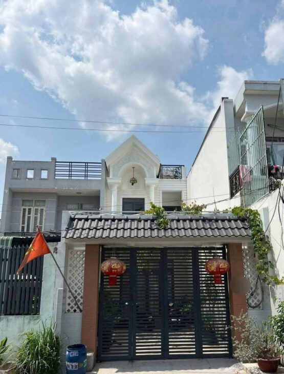 NHÀ (5.2×32) MẶT TIỀN TÂN CHÁNH HIỆP 26, Q12 – GIẢM NGAY 2 TỶ CHỈ CÒN 8.99 TỶ!