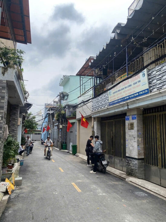 BÁN CẶP NHÀ SIÊU ĐẸP (9×24) HẺM XE HƠI THÔNG TÂN THỚI NHẤT 05, Q12 DÒNG TIÊN CAO