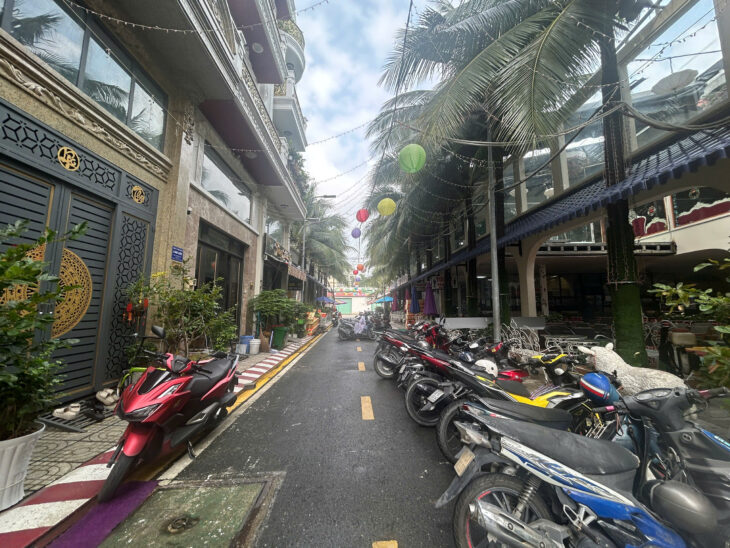 giá tốt ở ngaySIÊU PHẨM 5 TẦNG MÃ LÒ – NHÀ MỚI ĐẸP KHÓ TÌM CĂN THỨ 2!