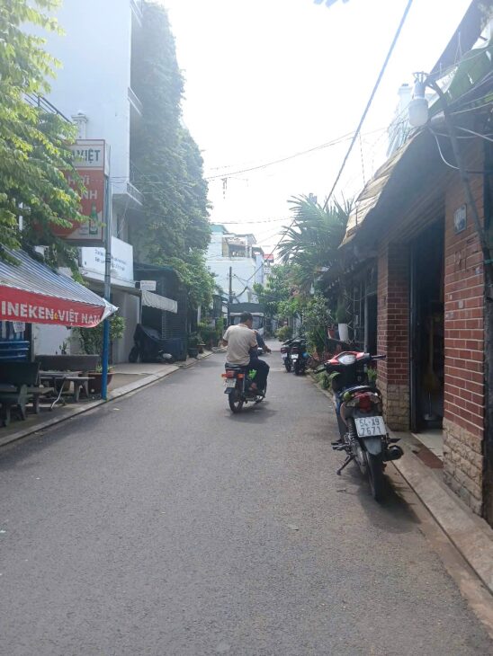 MẶT TIỀN – NGUYỄN SÁNG – GẦN LÊ TRỌNG TẤN – DT 56M2 – 2 TẦNG – NHỈNH 6 TỶ