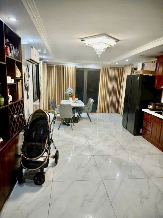 Nhà 7 tầng thang máy 46m² – full nội thất – ngõ 5m kinh doanh tại Sài Đồng, giá chỉ 14.65 tỷ