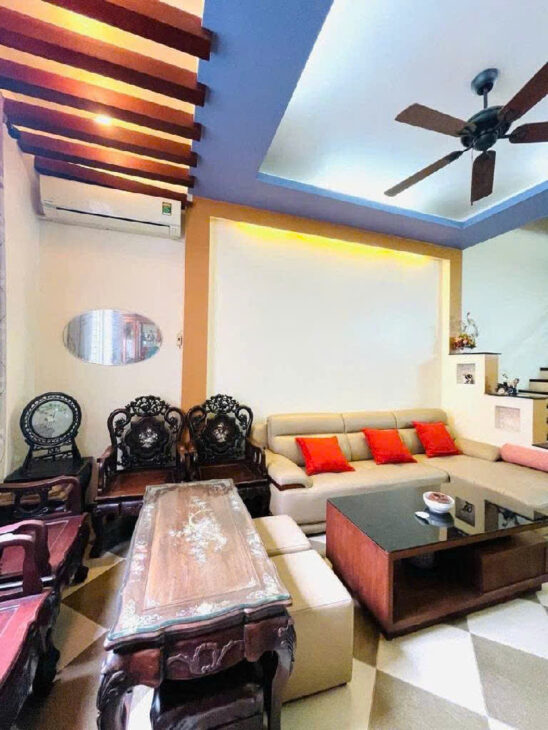 Bán nhà phố Vĩnh Phúc – Ba Đình – Ô tô ngủ trong nhà – 50m , 5 tầng , mt 4m – Giá vào việc 20 tỷ.