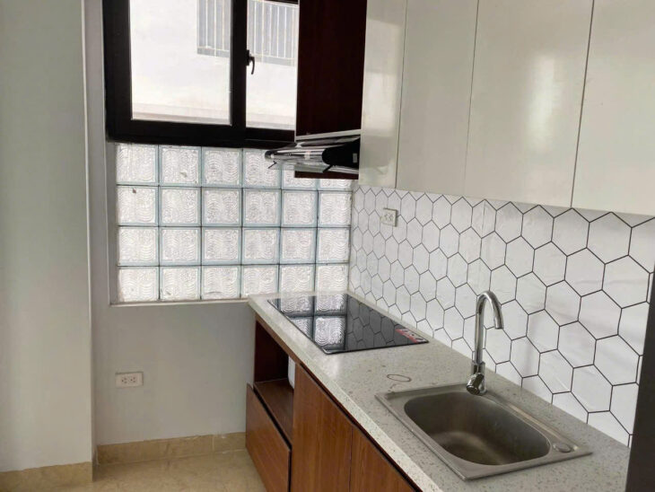 Cho thuê căn 3PN 1PK cực đẹp Full đồ, sạch thoáng tại Ngõ 117 Cầu Giấy