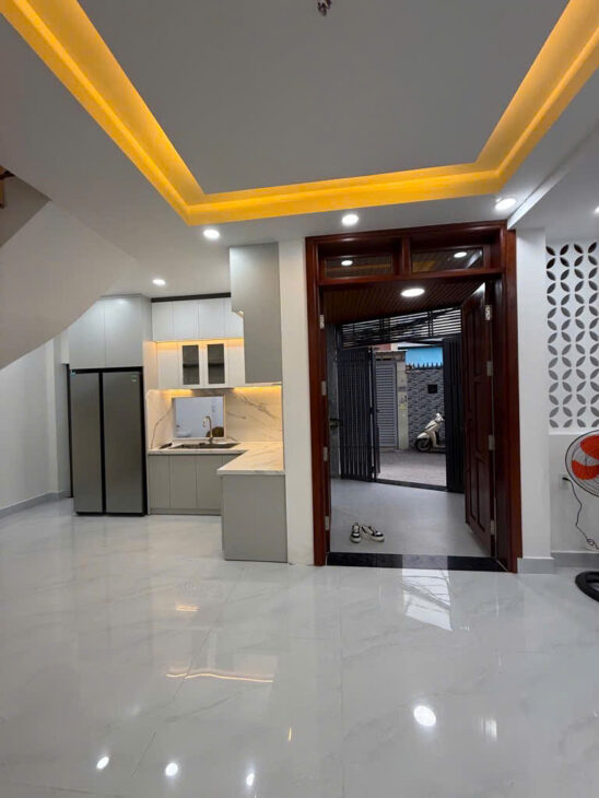 NHÀ GÓC 2 MẶT HẺM 6M XE HƠI QUAY ĐẦU – 9 ty 6
