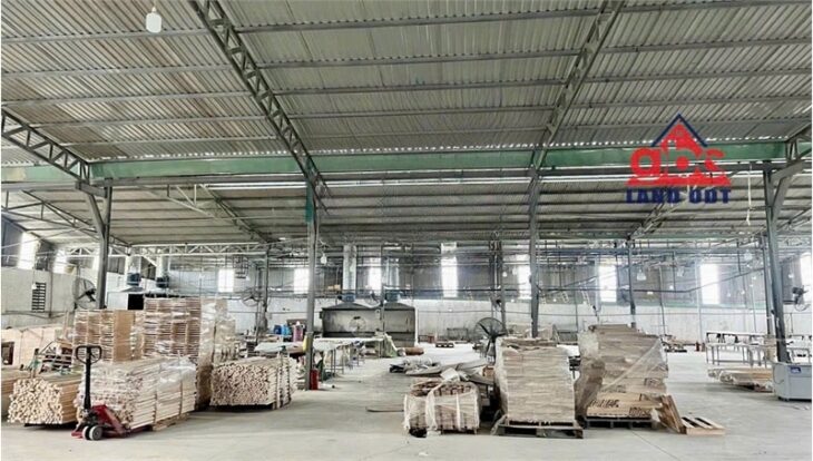 XT618 nhà xưởng cho thuê hoạt động sản xuất 24h ổn định lâu dài, xa dân cư