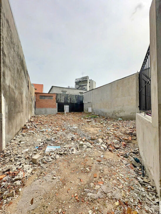 Đất mặt tiền hẻm đường nhựa 10m, hẻm sau 9mét Trục đường Nguyễn Thị Thập, Phú Thuận, Quận 7.