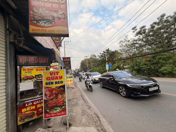 MẶT TIỀN HÀ HUY GIÁP CHO THUÊ, NGAY CAO ĐẲNG ĐIỆN LỰC, KINH DOANH SẦM UẤT