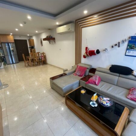 CĂN HỘ ĐẸP – GIÁ TỐT – CHÍNH CHỦ CẦN BÁN NHANH căn góc tầng trung có slot ô tô tại Cầu Giấy, Tp HN