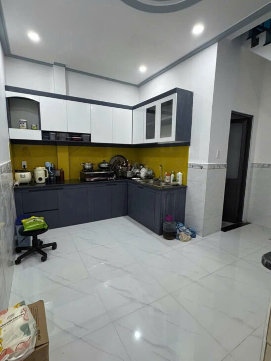 Bán nhà hẻm xe hơi Đường Số 3, Bình Hưng Hòa A, Bình Tân: 4.8 x 13m, giá 5.9 tỷ TL