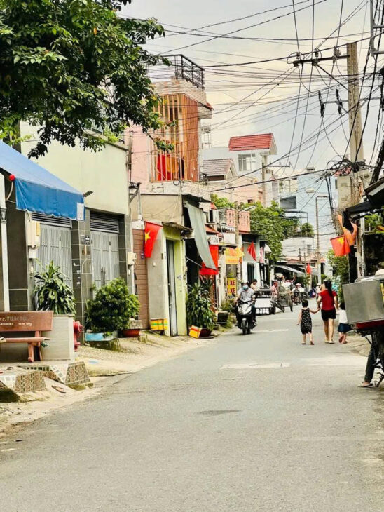 BÁN NHÀ – BÌNH TÂN – HXH – DT 105M2 – 2 TẦNG – NHỈNH 7 TỶ, SỔ HỒNG RIÊNG