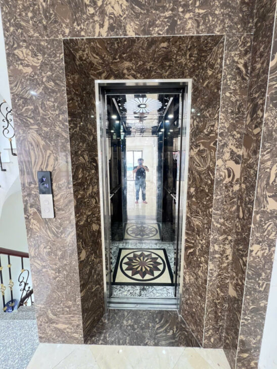 18.11.25.1 phân lô Láng Hạ, ô tô chạy vòng quanh nhà 6 tầng thang máy mới kính coong