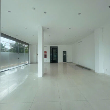 Cho thuê mặt bằng đường mai hắc đế đà nẵng 2 mặt tiền vị trí chợ đêm cầu rồng