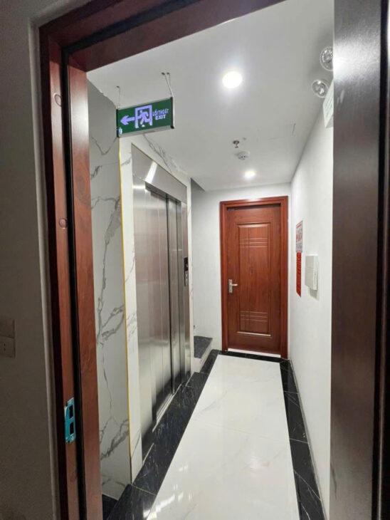 CCMN THỊNH QUANG – 11 PHÒNG KK – THANG MÁY – PCCC 50m2 6 tầng mt 3.9m Giá 13.68 tỷ