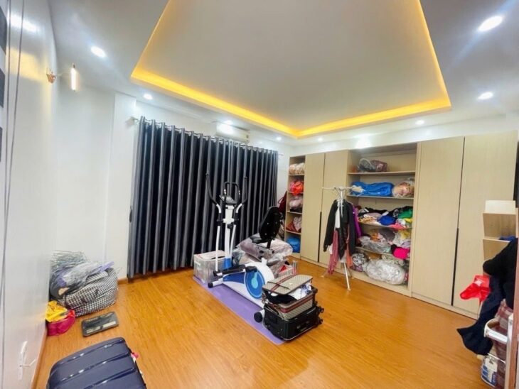 XUÂN LA DT 38M xMT 5M,5 TẦNG 9,3 TỶ NHÀ ĐẸP,LÔ GÓC,NGÕ 3M,GẦN PHỐ,TƯƠNG LAI MỞ ĐƯỜNG GẦN NHÀ