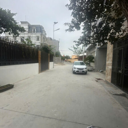 Lô đất Biệt Thự 157m2 Ngang 10.3m gần sát AEON MALL – Đường phân lô 2 ô tô tránh nhau