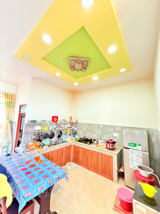 Nhà Xe Hơi Ngủ Trong Nhà DT 144m² (7.4×19.5m) Nở Hậu 8.5m , Đoàn Nguyễn Tuấn, Hưng Long, 0908074771