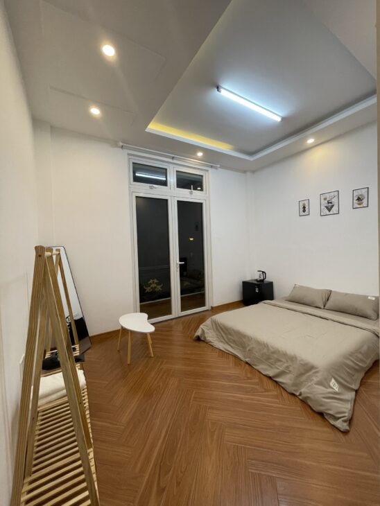 Cho thuê nhà mặt tiền Phan Đình Phùng, Phường 2, Đà Lạt có 8 phòng và mặt bằng kinh doanh