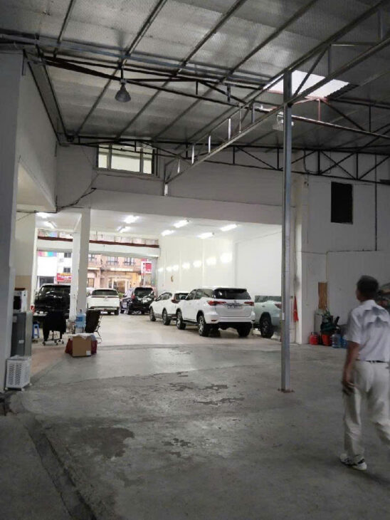 900–1.000m² – Mặt phố Nguyễn Văn Cừ – MT 8.5m – 1 tầng – Giá 220 tỷ