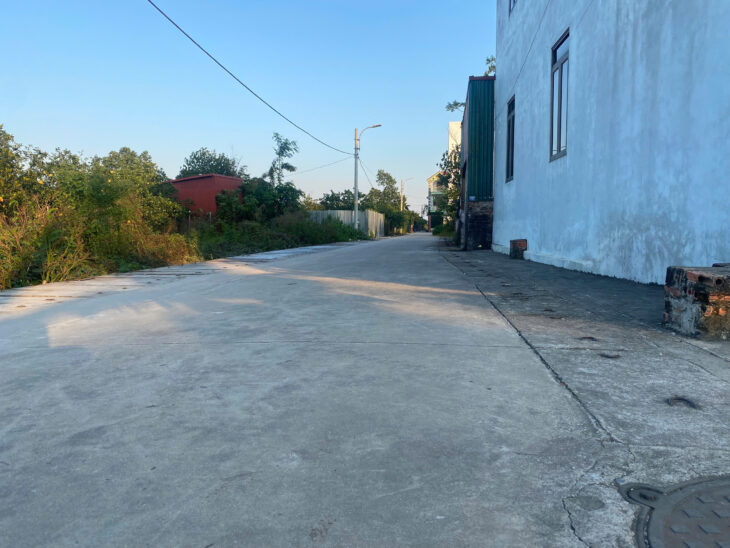 CC BÁN BÌA LÀNG TỔ 10 TT QUANG MINH,74M GIÁ 4,4X TỶ.GẦN KHU ĐÔ THỊ,CÔNG VIÊN….