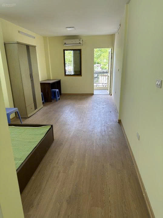 Cần cho thuê phòng tầng 2 tại vòng xoay Cầu Cót 45m2, địa điểm thuận tiện nhiều tiện ích, giá 5,5