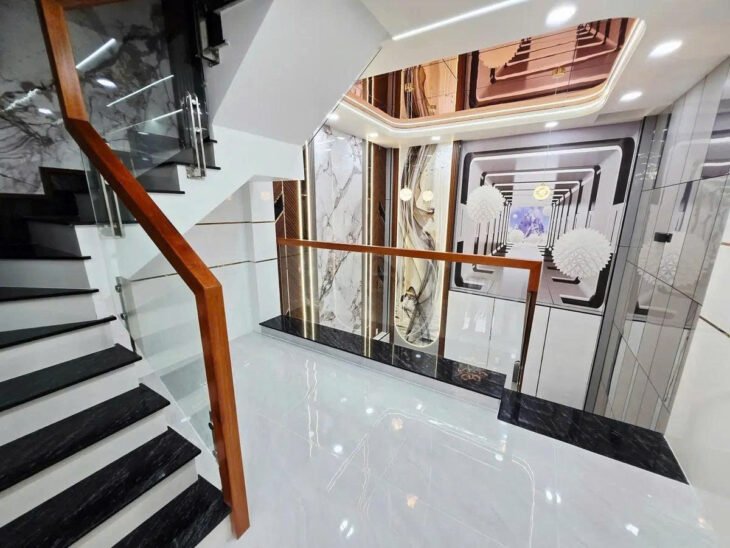 THIẾT KẾ ĐẸP FULL NỘI THẤT – LÊ VĂN QUỚI – HXH TRÁNH – 5 TẦNG MỚI – 44M² – NHỈNH 6 TỶ