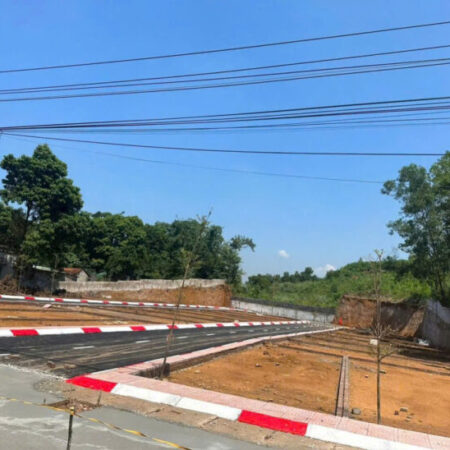 BÁN LÔ ĐẤT HÒA BÌNH CHỈ NHỈNH 300 TRIỆU – LẤY ĐÂU RA GIÁ NÀY NỮ BÁN LÔ ĐẤT HÒA BÌNH CHỈ NHỈNH 300 TRIỆU – LẤY ĐÂU RA GIÁ NÀY NỮ