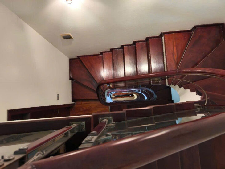 Bán nhà Nguyễn Văn Cừ 44m 6 tầng phân lô ô tô tránh gara ô tô hơn 16 tỷ