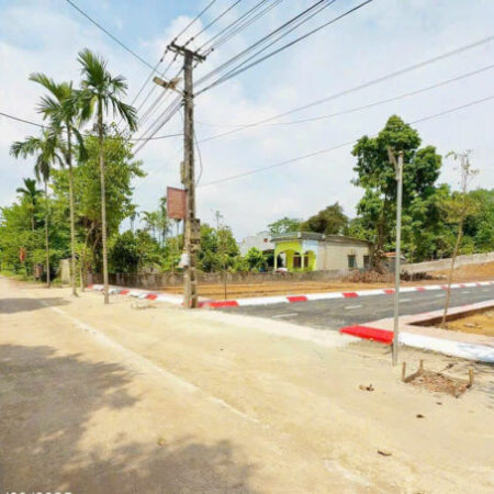 tôi chuyển đổi kinh doanh nên cần tiền bán gấp mảnh đât 300tr đất ở đô thị xung quanh đủ tiện ích tôi chuyển đổi kinh doanh nên cần tiền bán gấp mảnh đât 300tr đất ở đô thị xung quanh đủ tiện ích