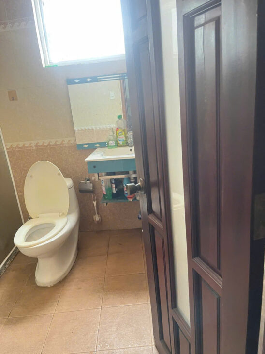 CHÍNH CHỦ Định Cư Nước Ngoài Cần Bán Căn Nhà Tại Đường Cách Mạng T8, Phường 11, Quận 3, HCM