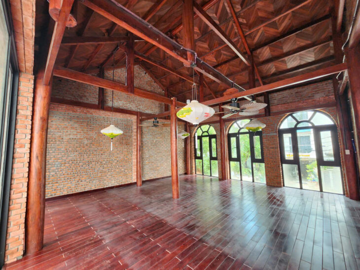 Nhà cho thuê Chính Hữu Đà Nẵng nguyên căn lô đôi 2 tầng diện tích 170m² gần biển