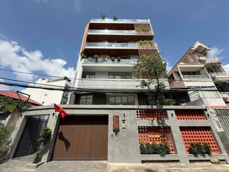 NHÀ CAO 7 TẦNG – GIÁ TỐT – CHÍNH CHỦ CẦN CHO THUÊ NHANH TẠI 15 Đường Bến Cát, Phường 7, Tân Bình