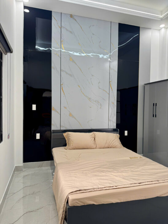 BÁN NHÀ MƠI LÔ GÓC SHR 2 TẦNG 10x14M NGUYỄN THỊ THẢNH THỚI TAM THÔN HÓC MÔN HẺM XE TẢI