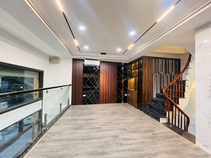 BÁN NHÀ TÂN MAI- HOÀNG MAI, 62 M2, 7 TẦNG TM, MẶT TIỀN 7,5 M, GIÁ 26,5 TỶ.