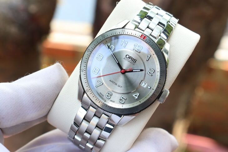 ĐH Nam : Oris Artix GT Day Date Automatic, Dial Grey, Số học trò – Size 37mm fullbox