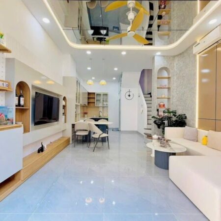 Nhà xinh cho vợ chồng mới cưới – Hẻm Ni Sư Huỳnh Liên, Bảy Hiền, 35m², 2 tầng – Giá 4,22 tỷ. Nhà xinh cho vợ chồng mới cưới – Hẻm Ni Sư Huỳnh Liên, Bảy Hiền, 35m², 2 tầng – Giá 4,22 tỷ.