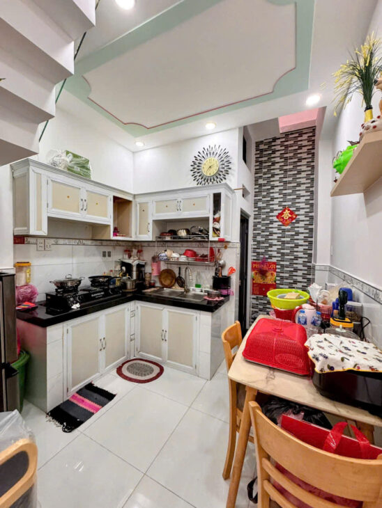 L1647 ⭐️ sát xử lý nước Bình Hưng Hoà, SHR, Vuông, 2 tầng, 3x10m, 3.x tỷ